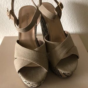 BCBGeneration  Buff Woven Linen wedges